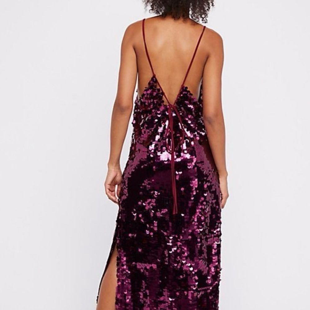Free People Paillette Party Midi/Maxi Slip Dress Burgundy Big Sequins XS NWOT - Picture 2 of 10